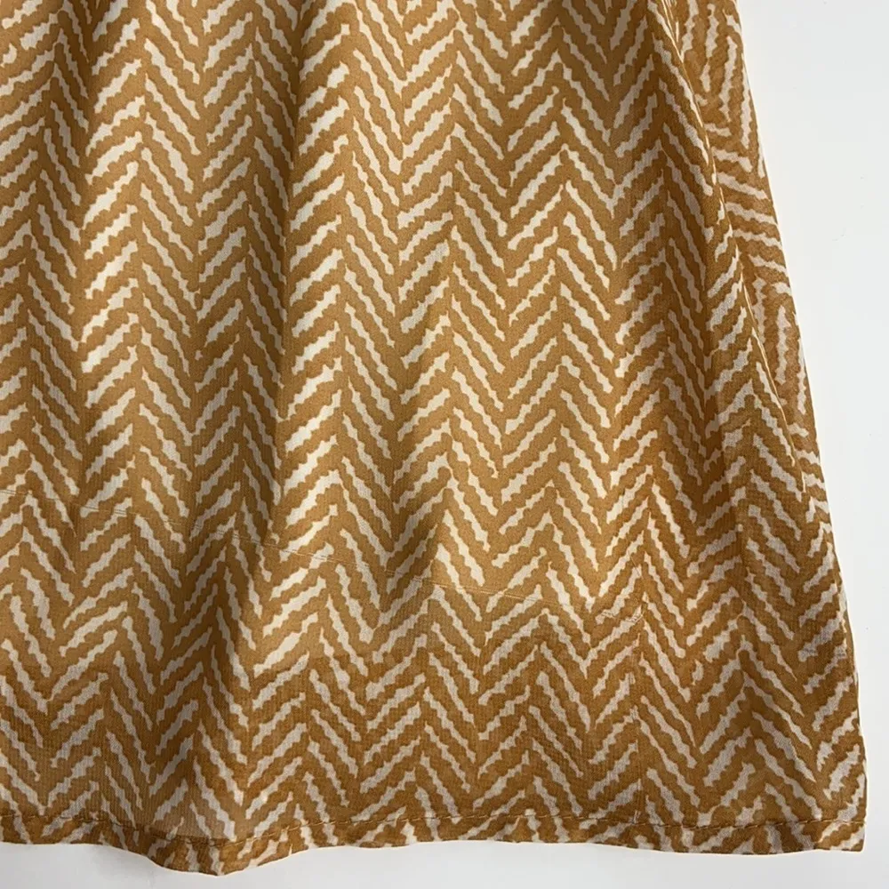 Old Navy Woman’s Tan and Cream Midi Pleated Skirt - Image 4