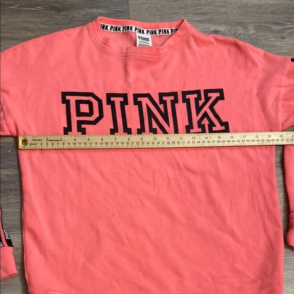 PINK Coral Sweatshirt size xs - Image 2