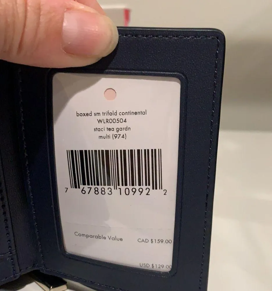 New Kate Spade floral wallet - Image 5