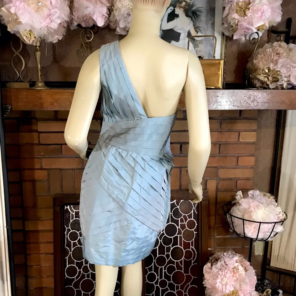 ROBERT RODRIGUEZ LIGHT BLUE WITH GOLD SHEEN ASYMMETRICAL ONE SHOULDER DRESS (10) - Image 3