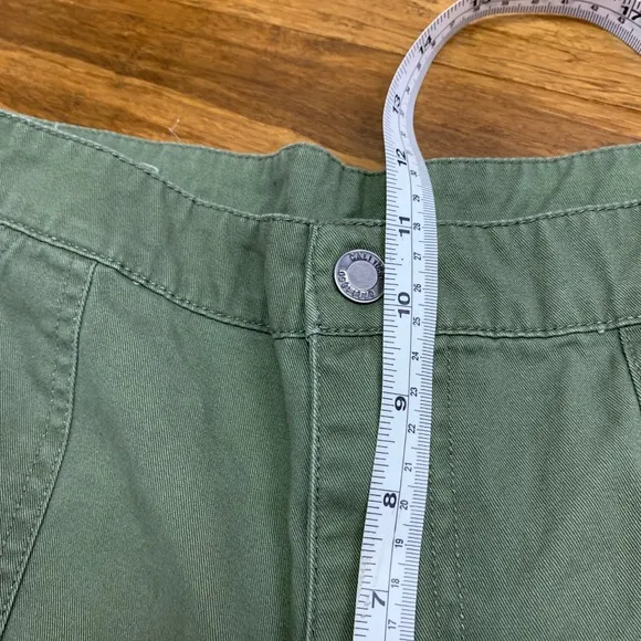 Cali 1850 Olive Green Cargo Pants Womens Size 9 Utility Pockets Casual Straight - Image 9