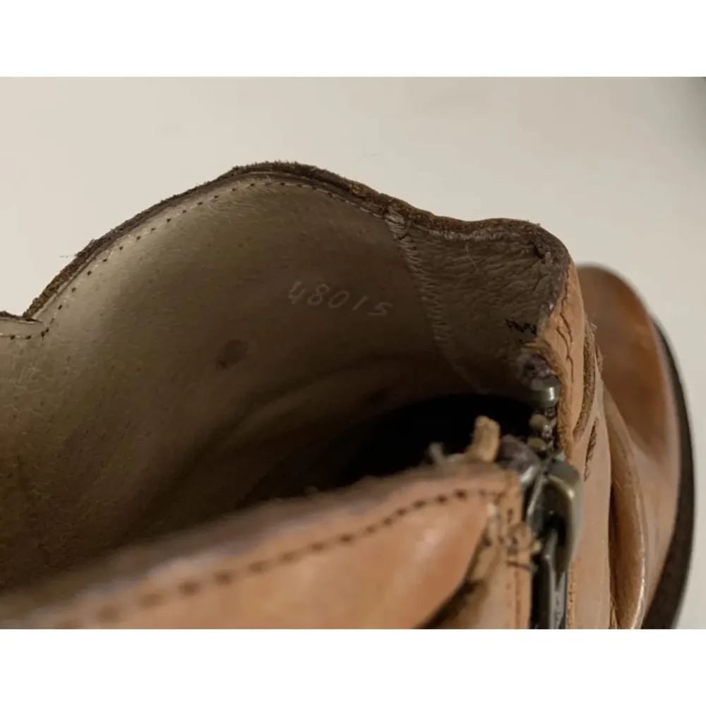 FreeBird by Steven Sandi brown booties shoes boots size 8 BoHo distressed RARE - Image 10