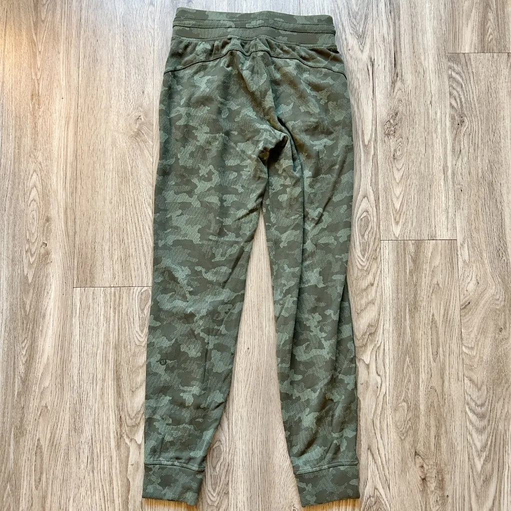 Lululemon Ready to Rulu Jogger 29" in Heritage Camo Dark Olive Green Twill (4) - Image 11