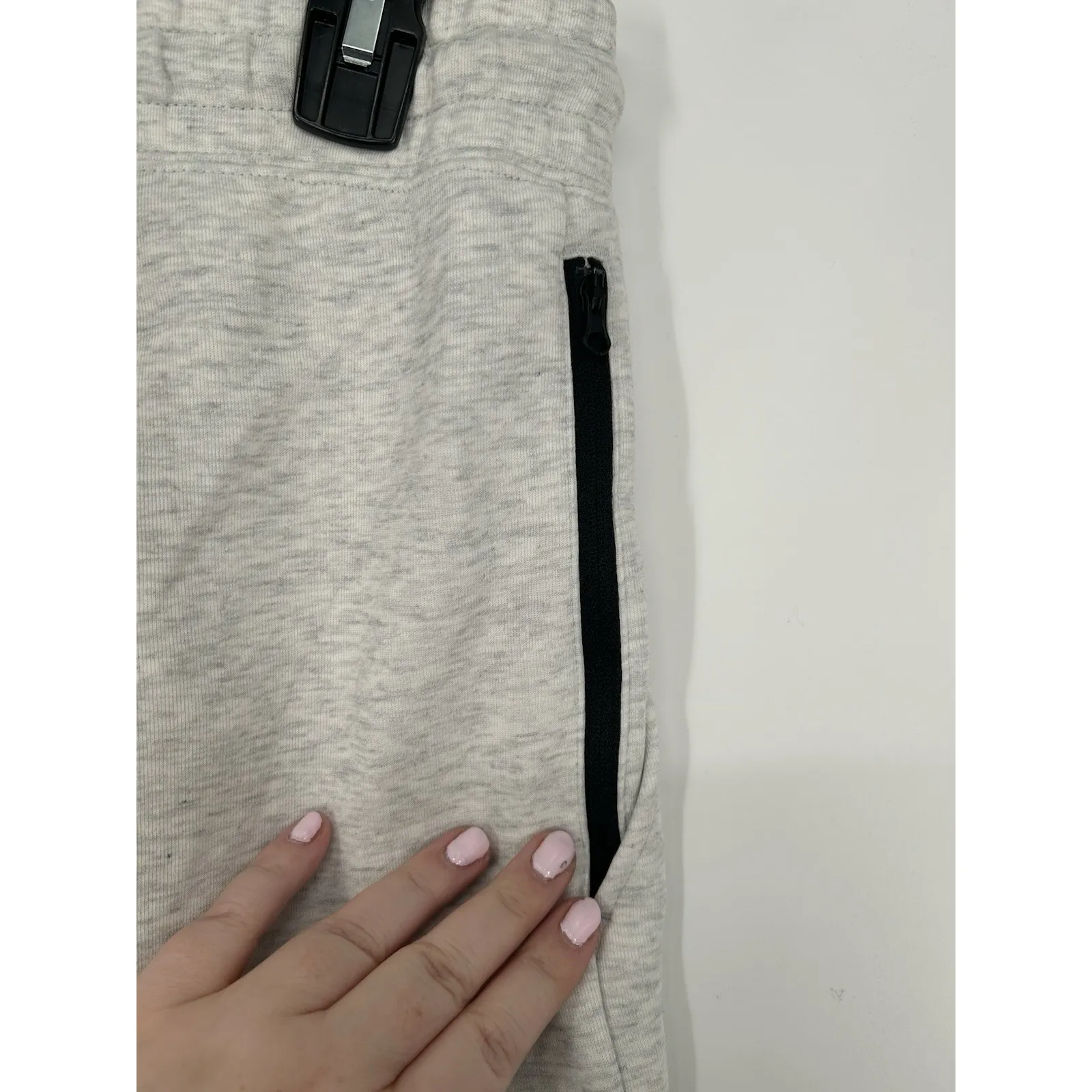 Nike Sportswear Tech Fleece Joggers Pants Sweatpants Light Grey FB8330-013 Women - Image 10