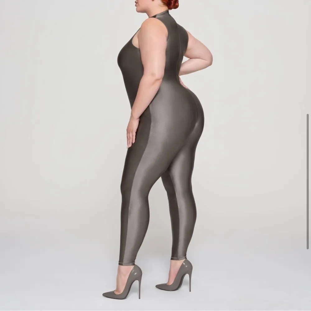 NTW SKIMS shine spandex jersey catsuit - Gray Chalk - Image 4