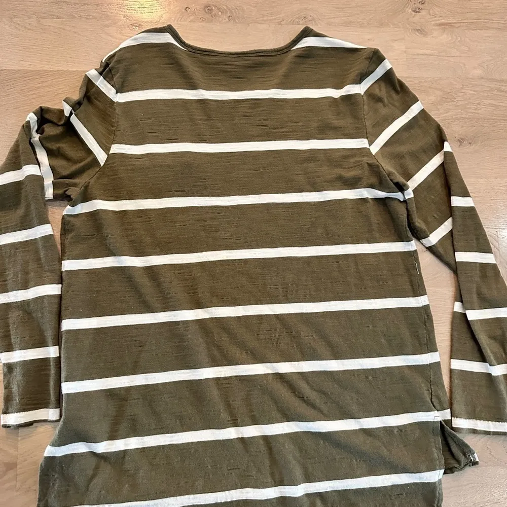 BANANA republic le tee long sleeve striped tshirt size large - Image 4