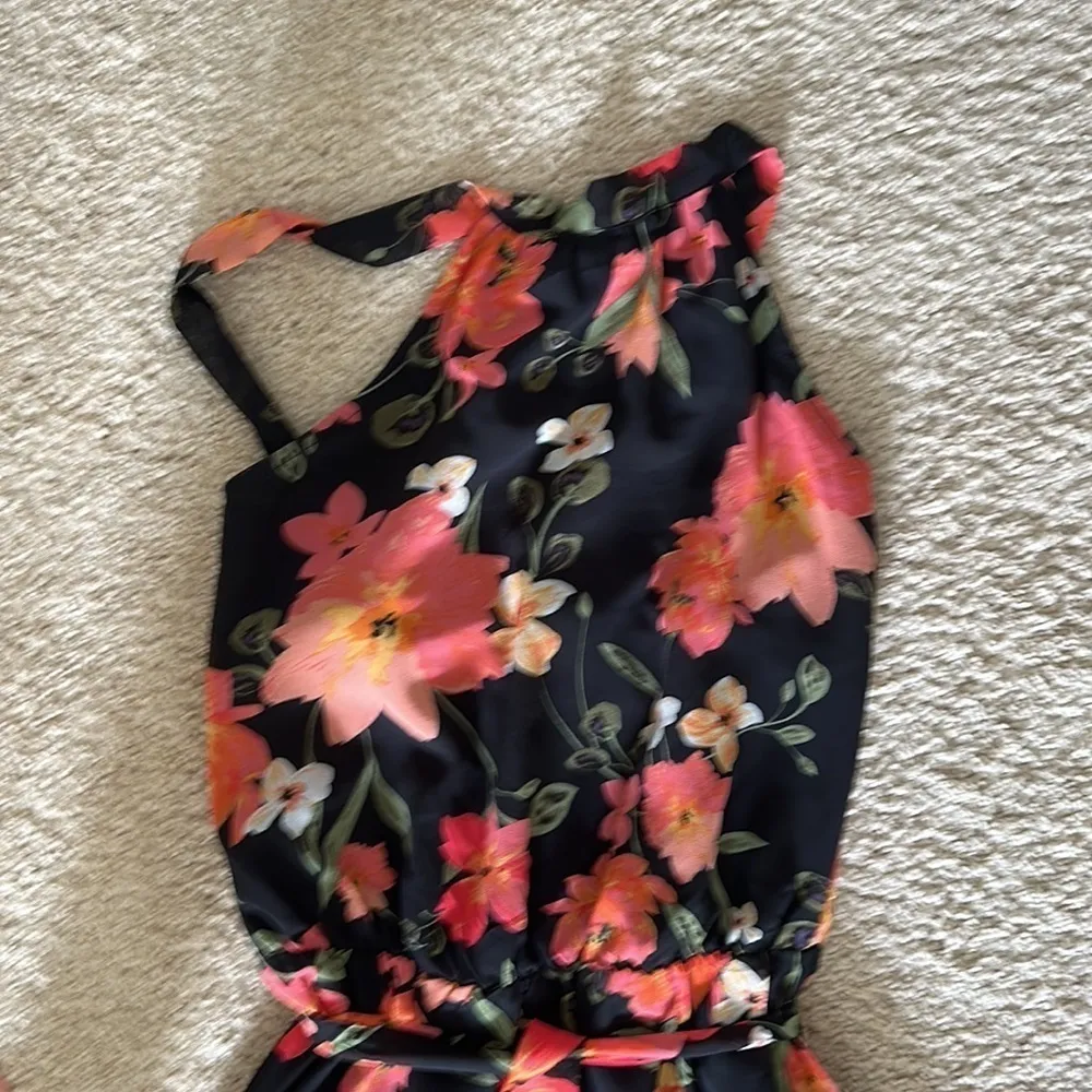 Floral halter maxi dress with chai waist from Amazon PRETTYGARDEN size medium - Image 6