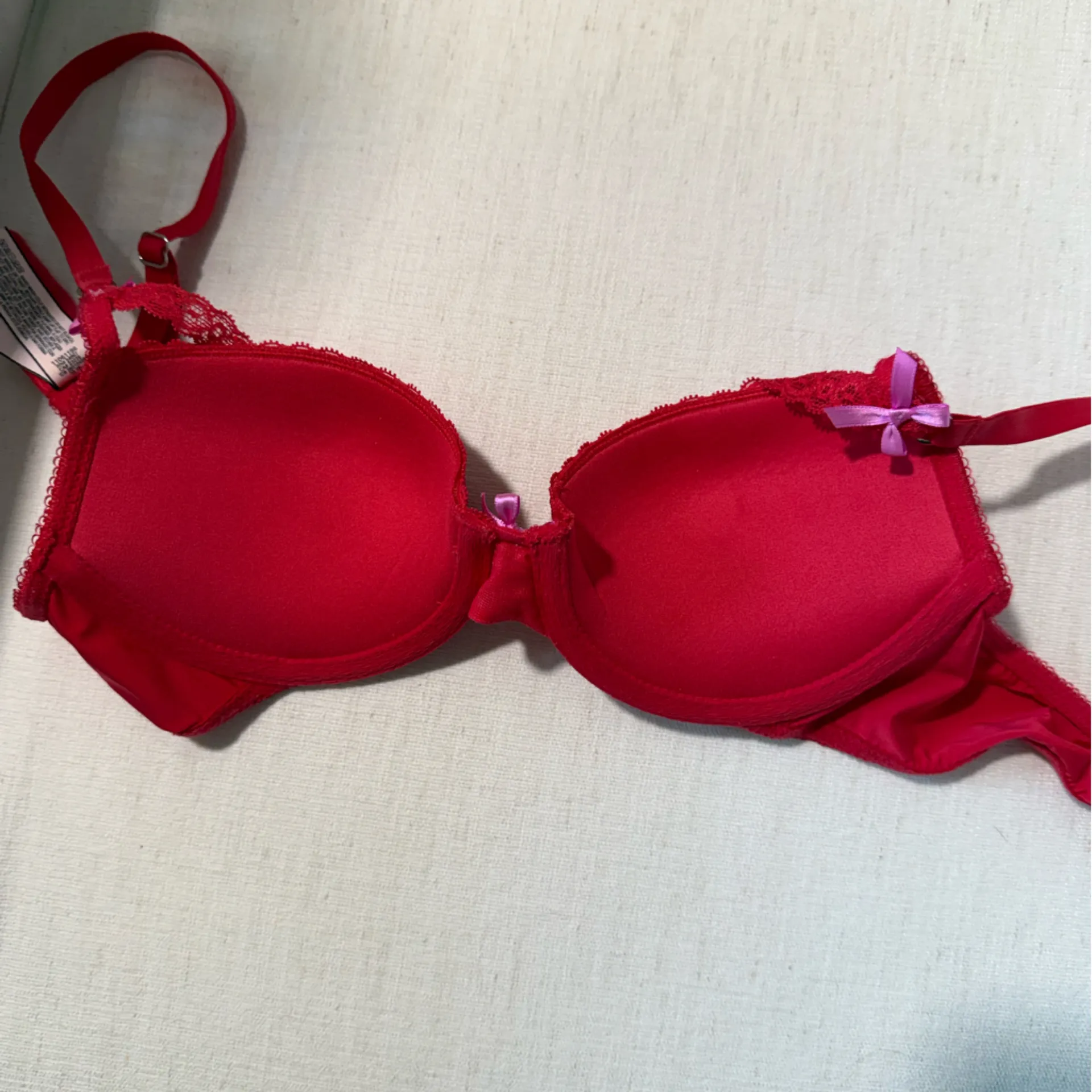 Victoria's Secret Dream Angels Red Lace Bra - Image 2