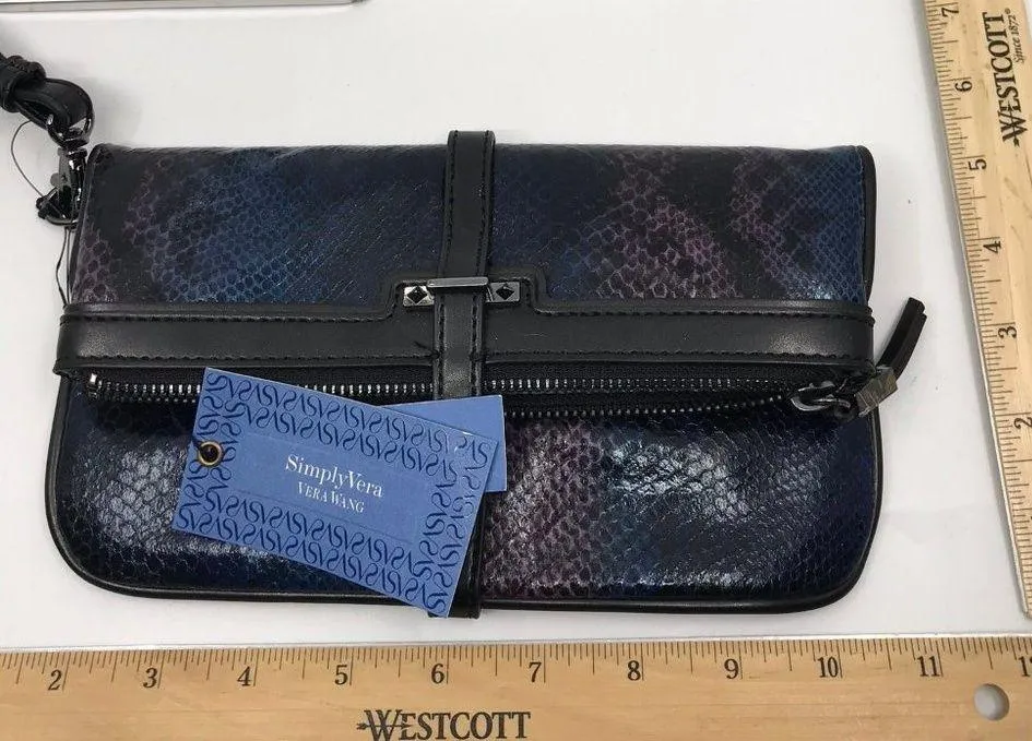 Simply Vera Vera Wang Wristlet - Image 4