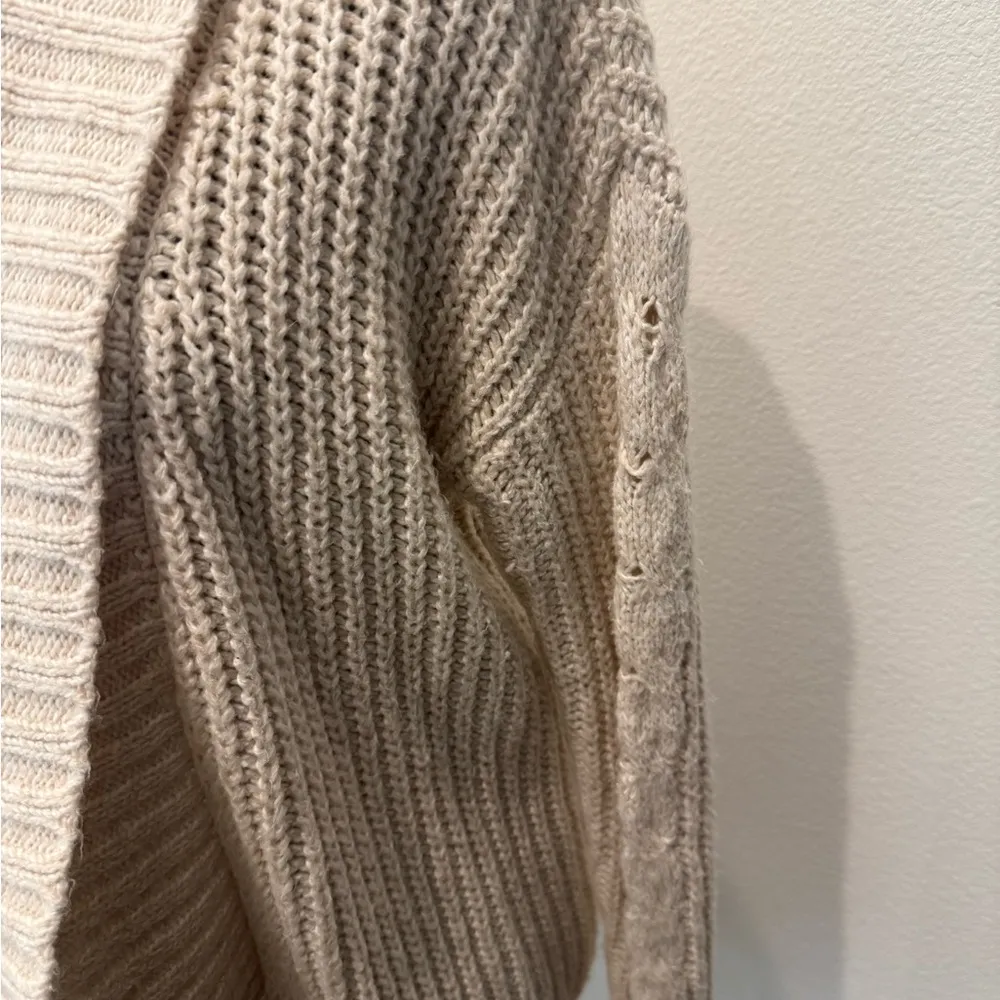 Cozy Cream Knit Sweater - Image 3