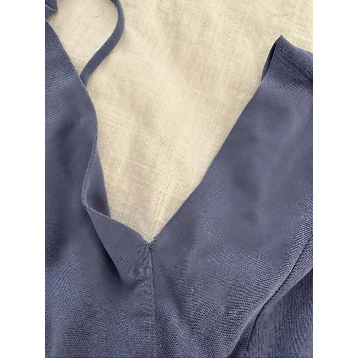 Urban Outfitters Women’s Medium Gia Plunging Jumpsuit Wide Leg Flare - Image 5