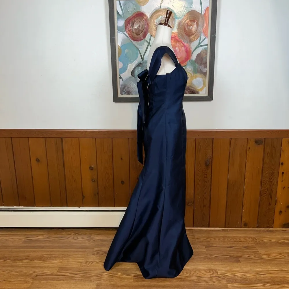 Stunning New Alfred Sung Satin Trumpet Mother of the Bride Gown! - Image 5