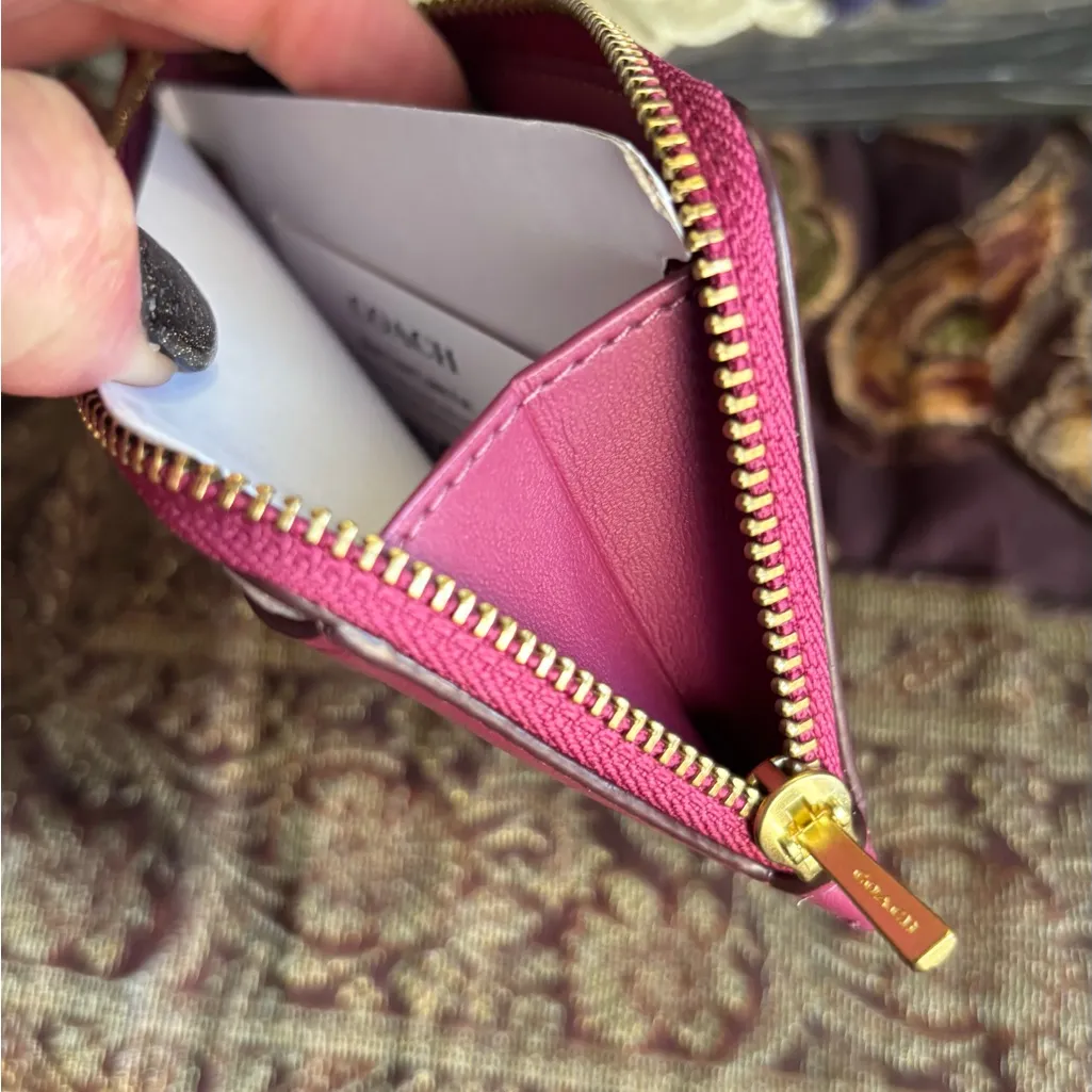 Authentic COACH 1941 calf leather zip around card holder - Image 8