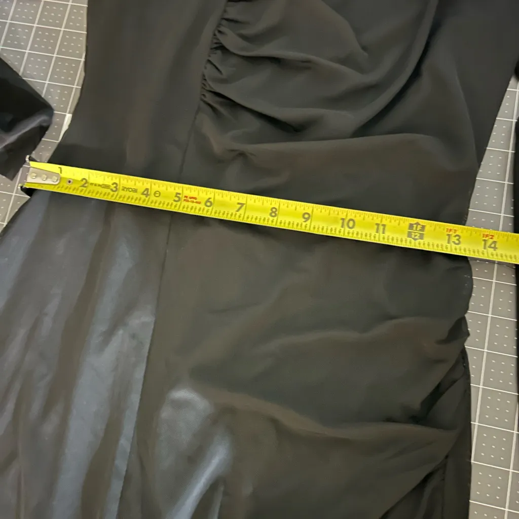 Maggy London Elegant Black Long Sleeve Dress - Image 4