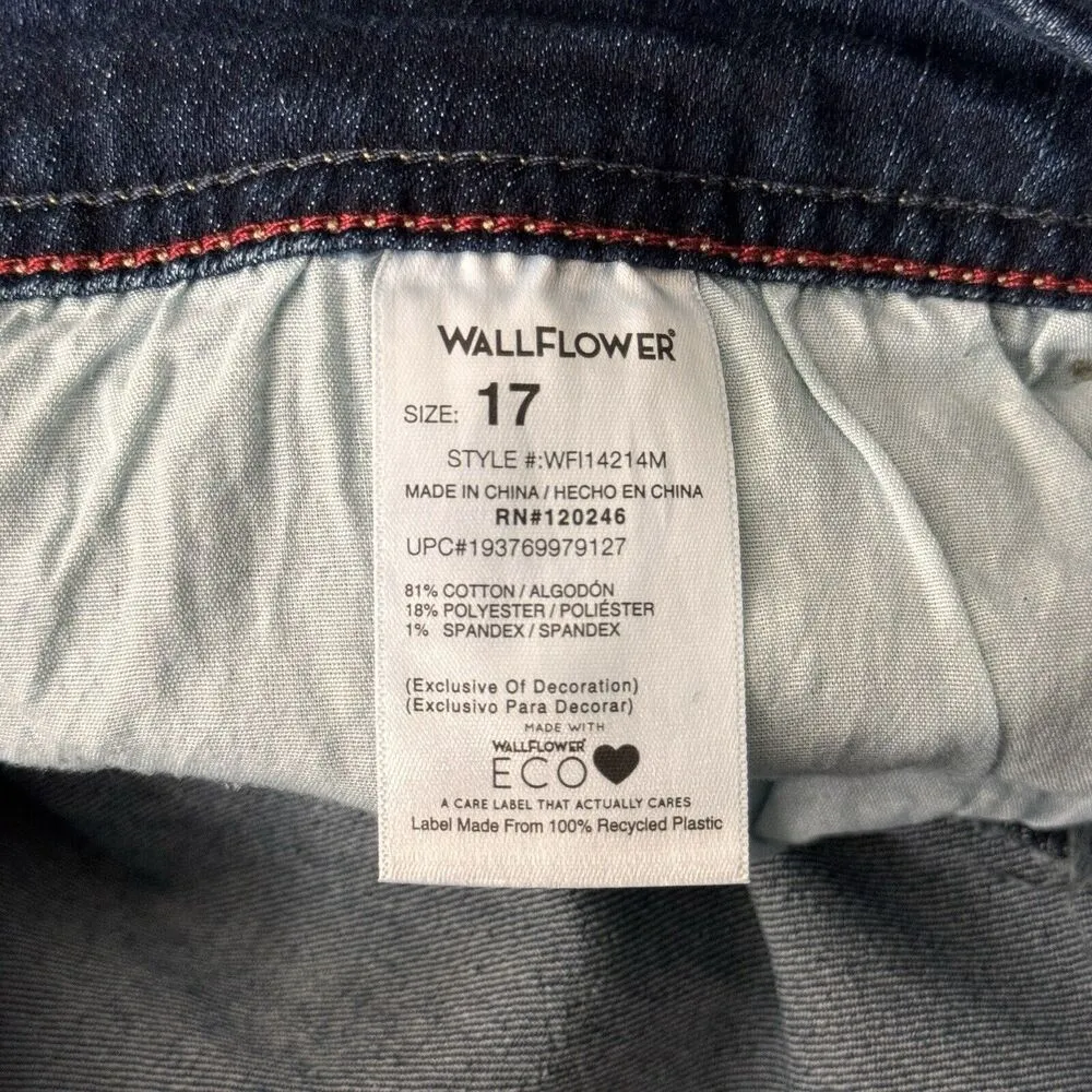 Wallflower Jeans Women 17 33 Blue Luxurious Curvy Fit 23.5" Crop Casual Everyday - Image 9