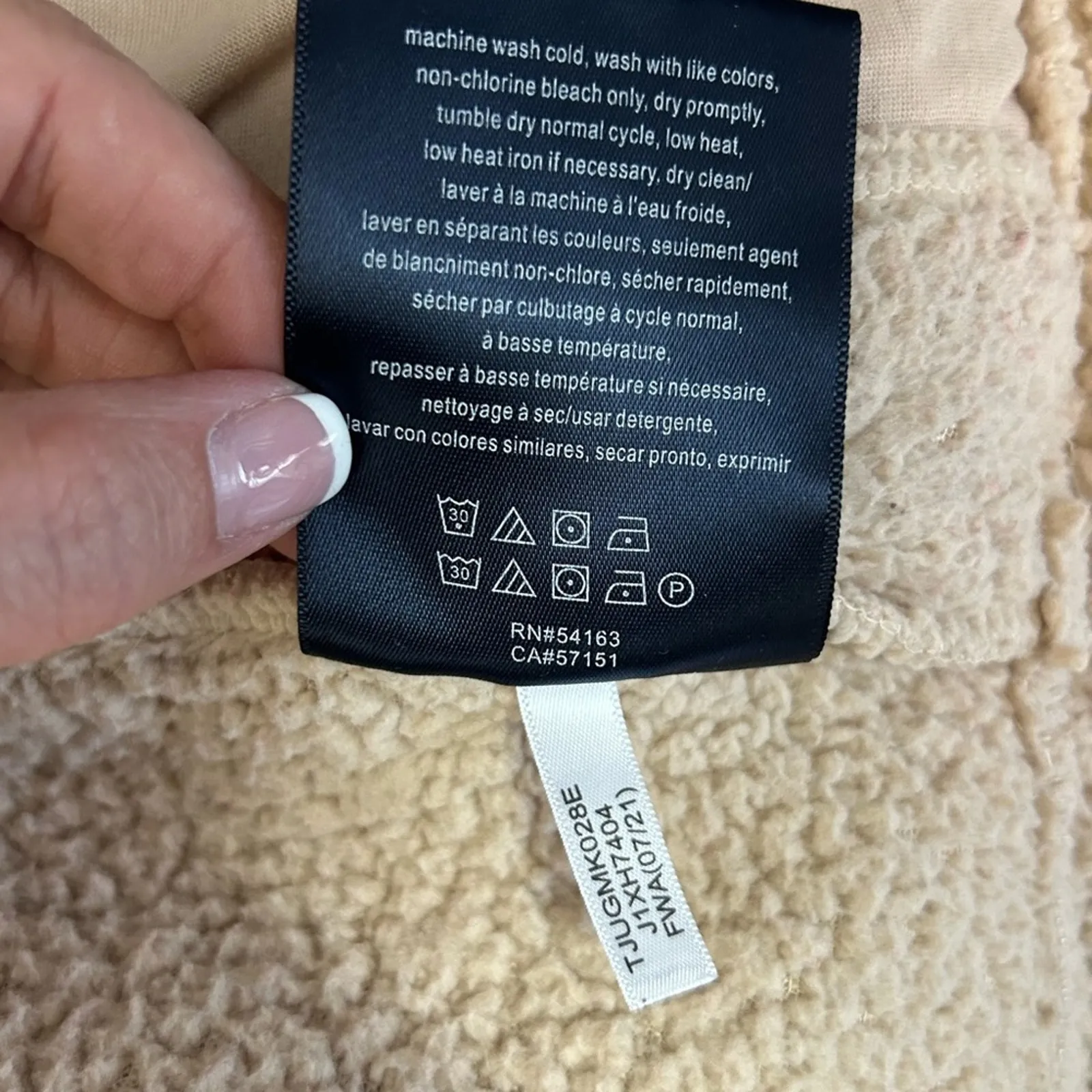 Tommy Hilfiger Sherpa Pull Over Teddy Jacket Tan Size XL - Image 13