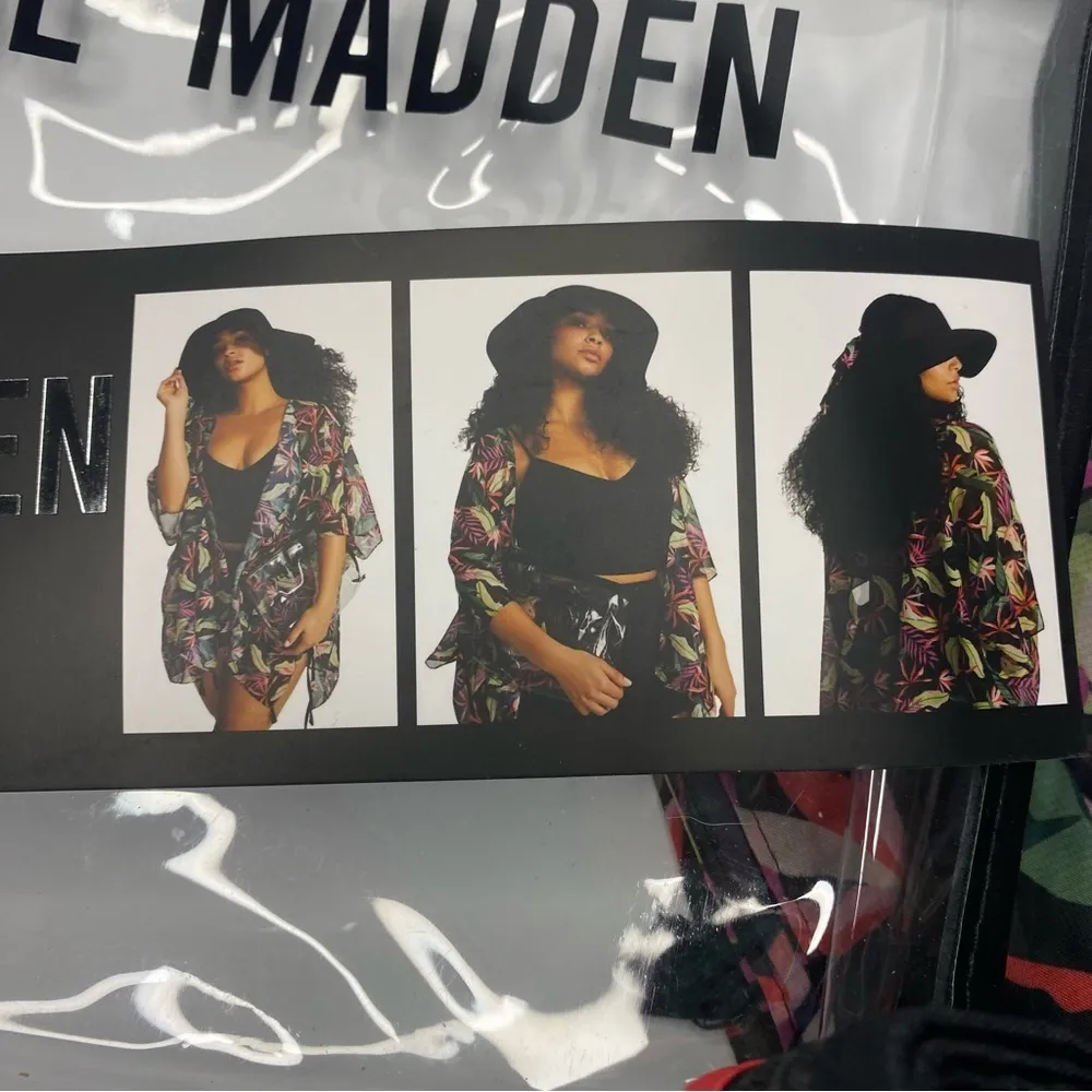 New Steve Madden 3piece travel set - Image 3