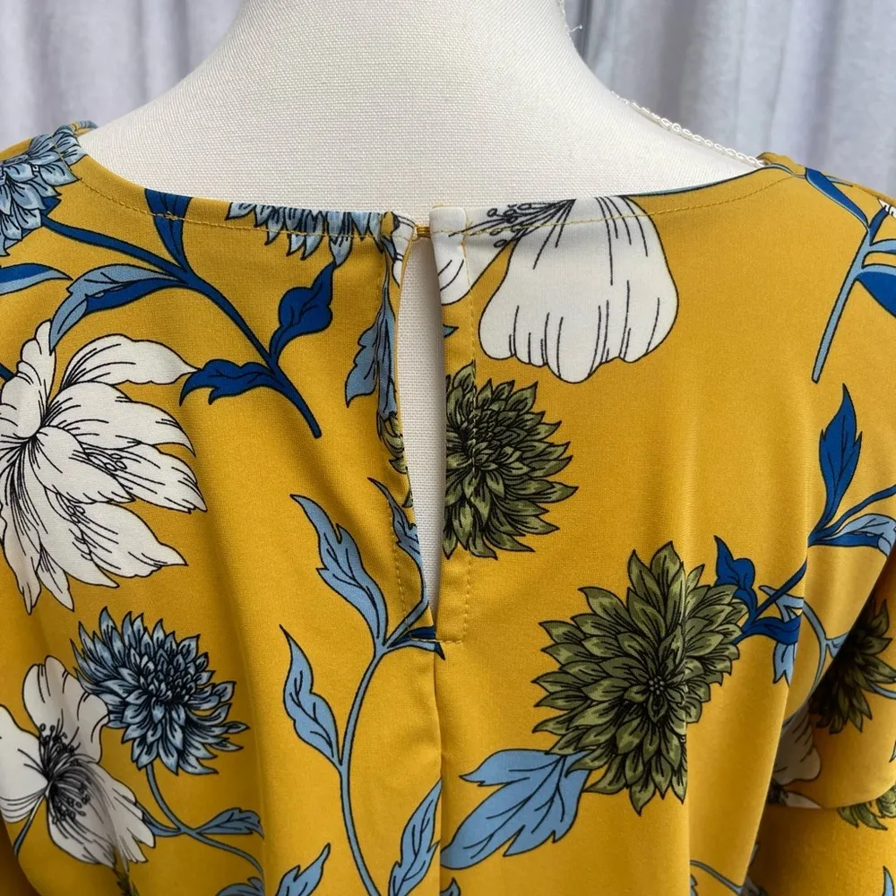 Ann Taylor Factory-Women’s Med Top-Mustard/Royal Blue/Green/White-Flare Sleeve - Image 4