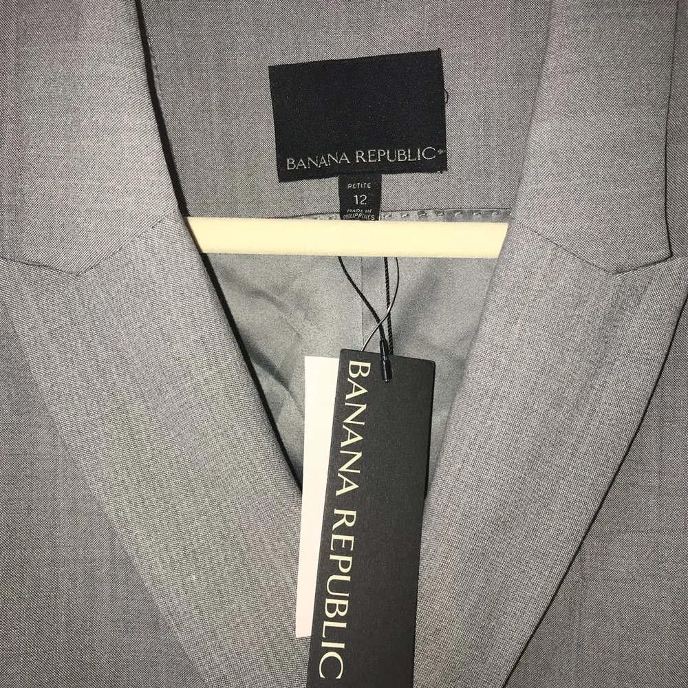 Banana Republic Suit Jacket Double Breasted Grey/ Gray Sz 12P NWT Petite - Image 2