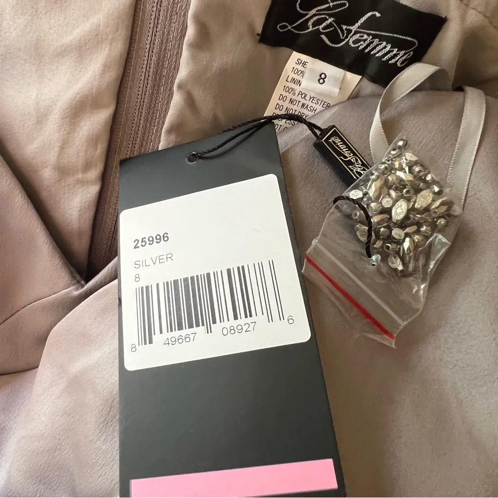 La Femme Beaded Trumpet Gown Silver Off-Shoulder Formal Dress Size 8 NWT - Image 5