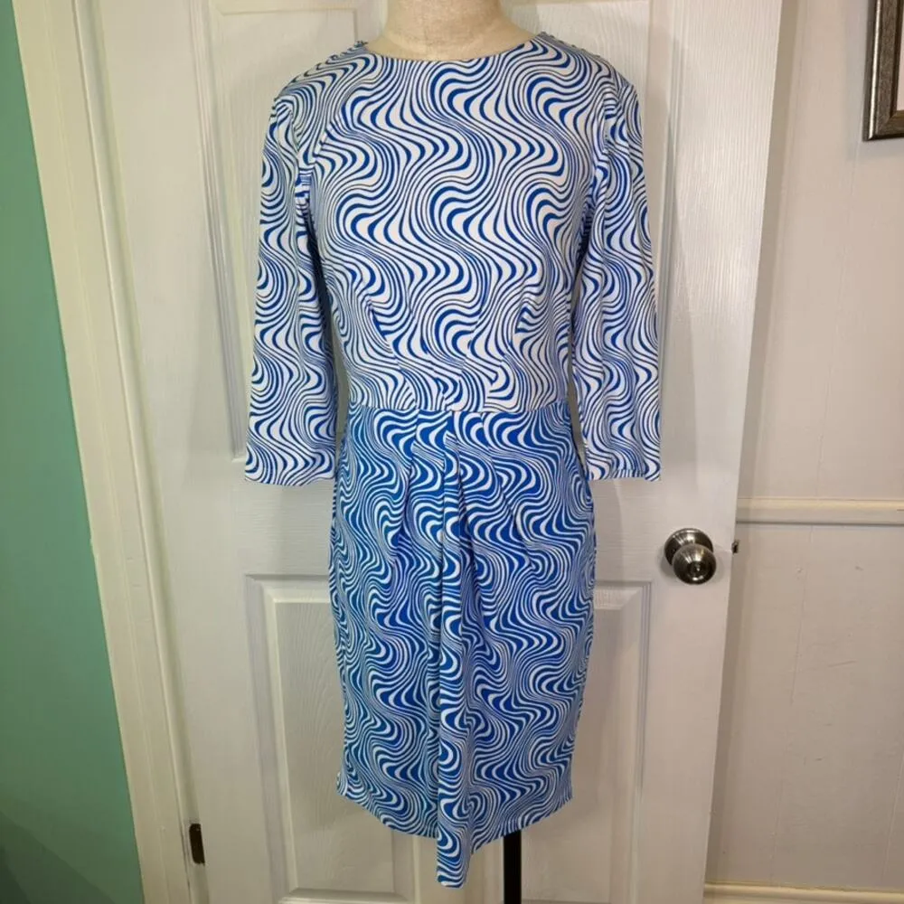J. Mclaughlin | Mia Dress in Catalina Oahu Waves Pattern Blue White Size Medium - Image 2