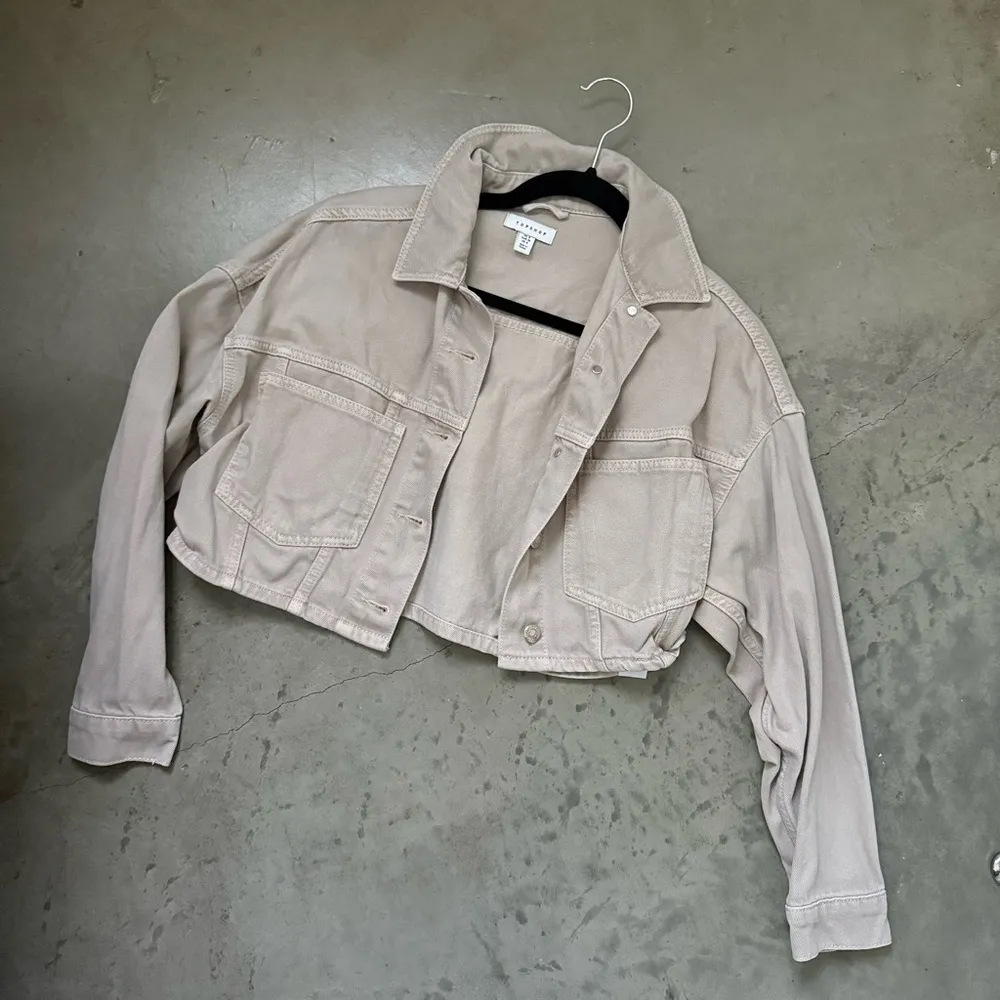 Topshop / crop denim jacket / sand - Image 5