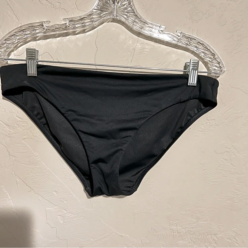 Bundle High Neck KeyHole Strappy Bikini Top & 2 Athleta Bikini Bottoms - Image 4