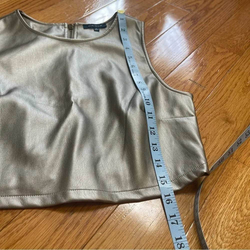 Kirious Women's Metallic Faux Leather Crop Top Trendy silver Sz L - Image 7