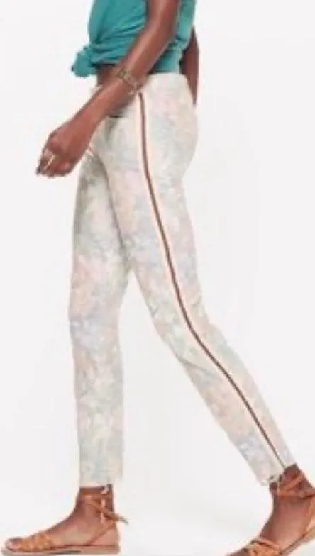 NWOT Mother Looker Ankle Fray Floral Racer Jeans Size 26 - Image 4