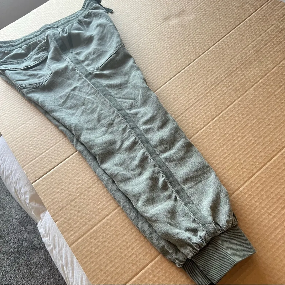 Splendid Lakeside Jogger, lyocell/linen blend, moss green, size S - Image 13