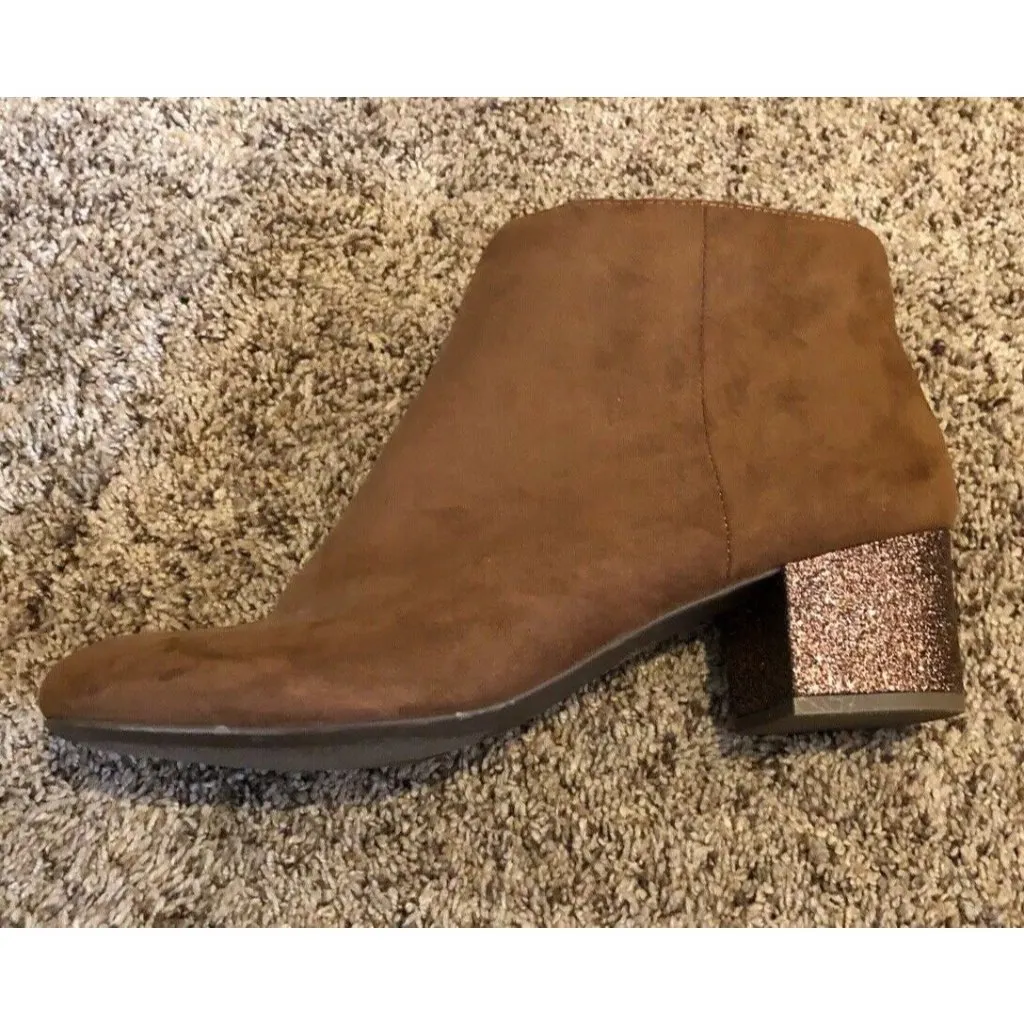 Arizona Jeans "Paisley" Brown Faux Suede Ankle Boots Booties MEMORY FOAM 8M Size 8 - Image 2