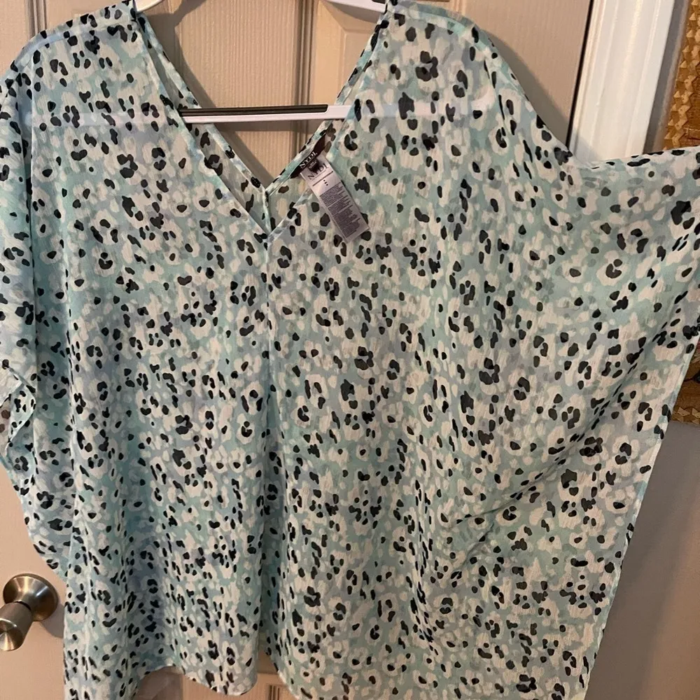 NYDJ Los Angeles sheer oversized flowy blouse. NWOT - Image 9