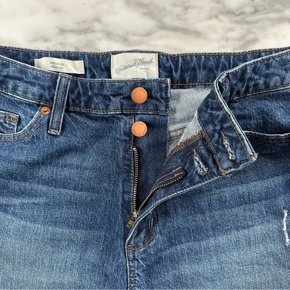 Universal Thread Vintage Midi Shorts • Sz 6/28 - Image 5