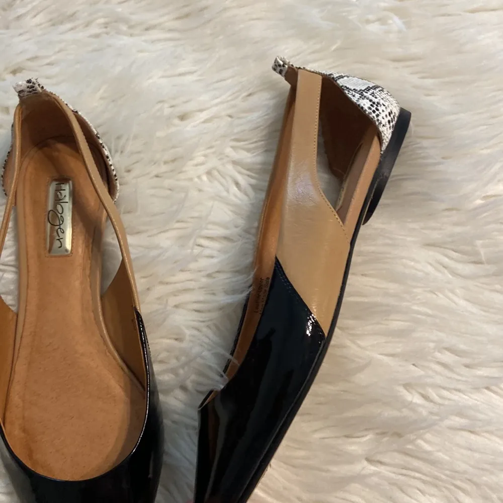 HALOGEN Flats leather upper size 8.5 excellent condition black & tan color - Image 3