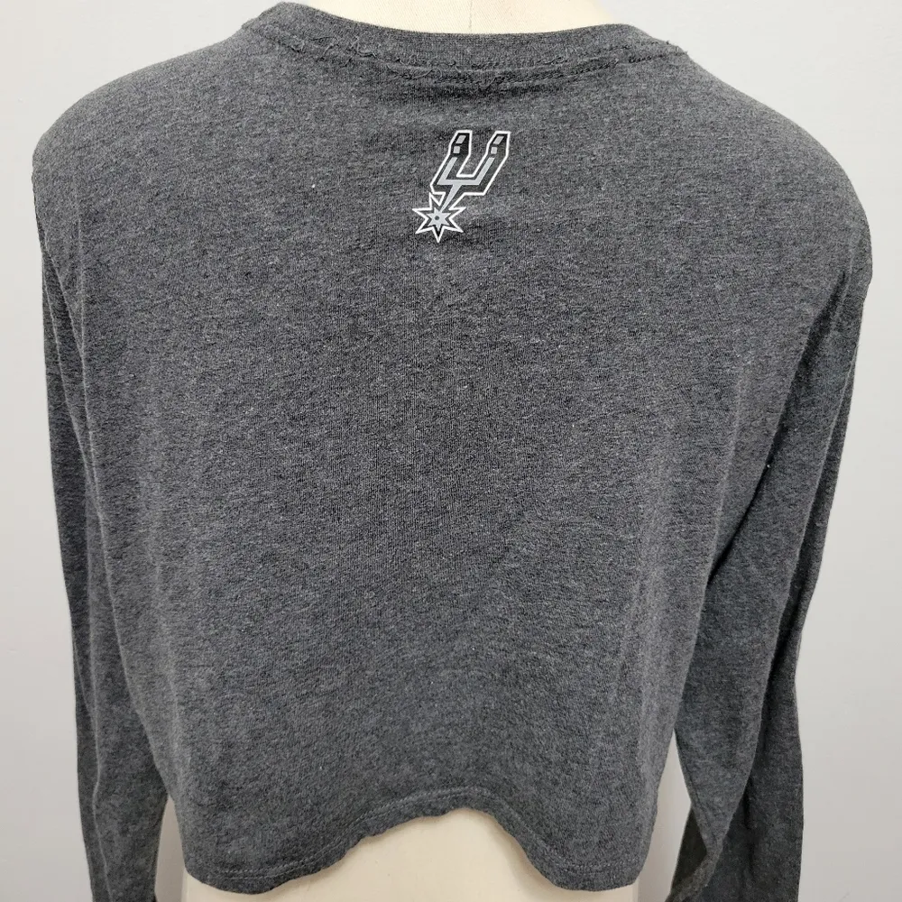 NBA San Antonio Spurs cropped long sleeve tee size small - Image 5