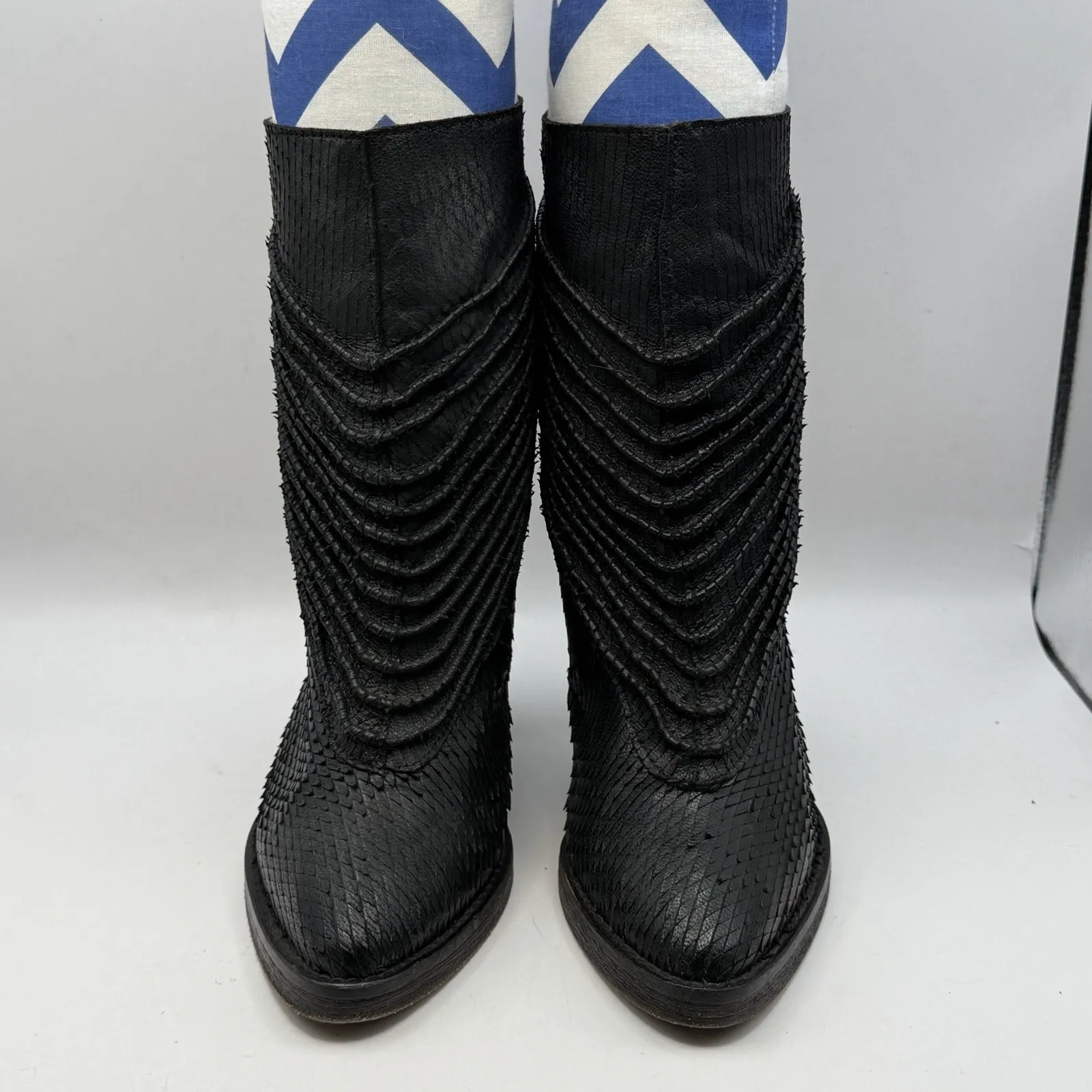 Free People Woman's Sz 7.5 "Barleda"  Snake Skin Leather Ankle Boots EU 38 - Image 3