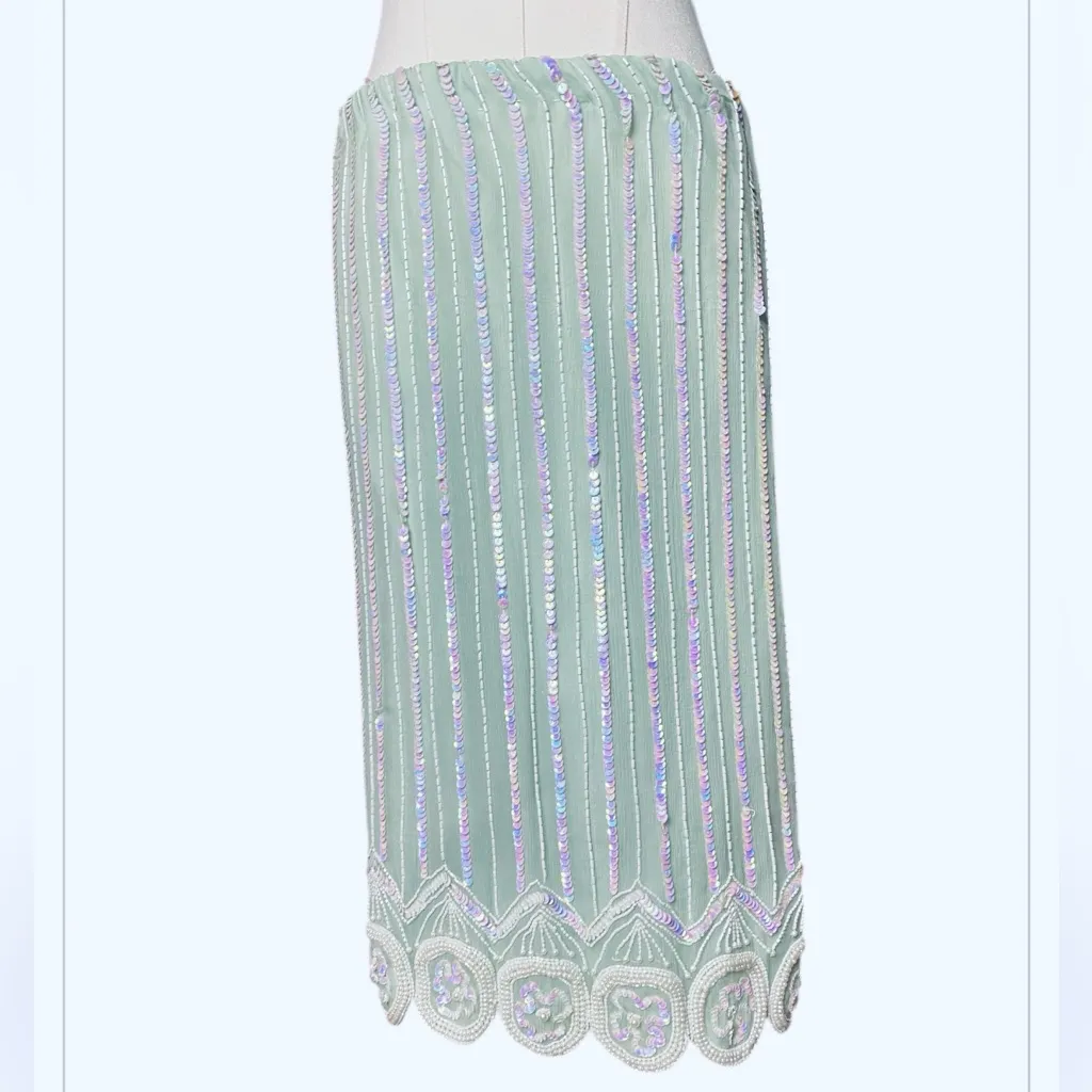 VINTAGE Jewel Queen 100% Silk
Beaded Sequin Midi Skirt Sage
Green Size 6 Green - Image 5