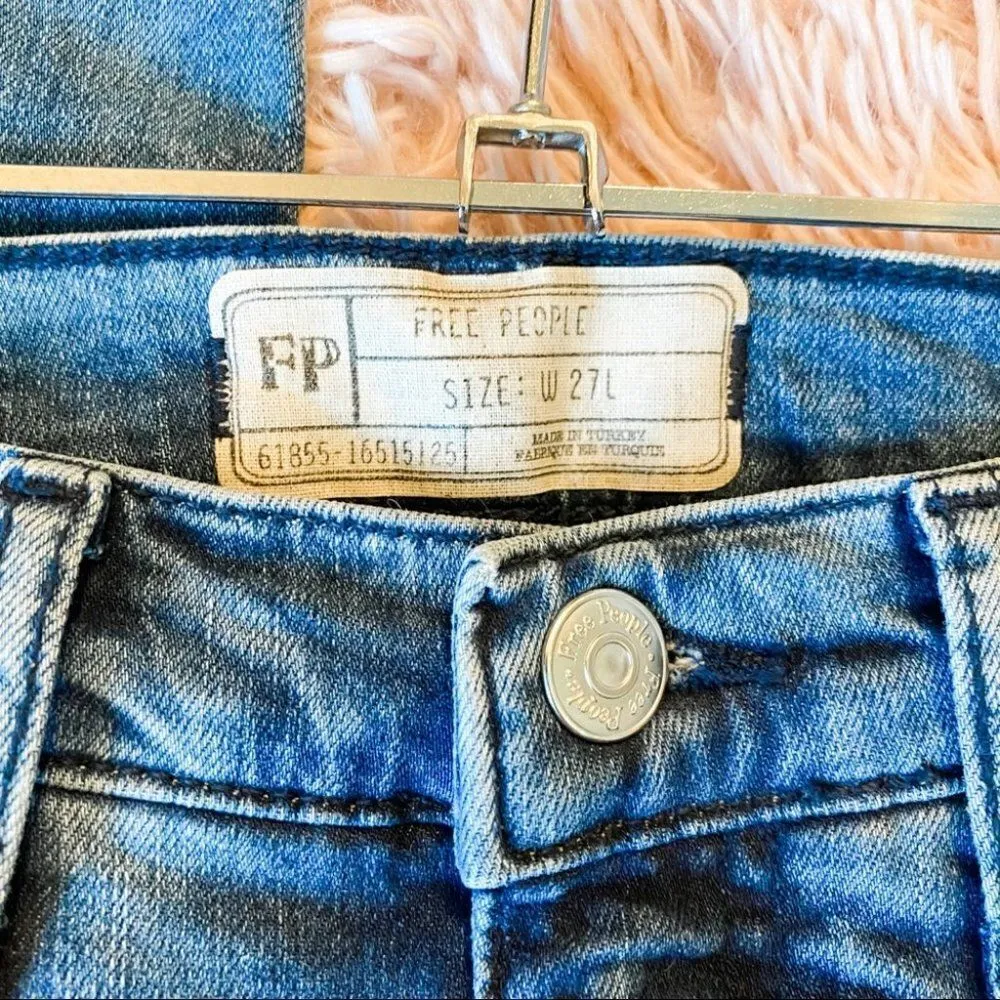 Free People High Rise Busted Skinny Jeans in Blue 27 Long NWT - Image 3