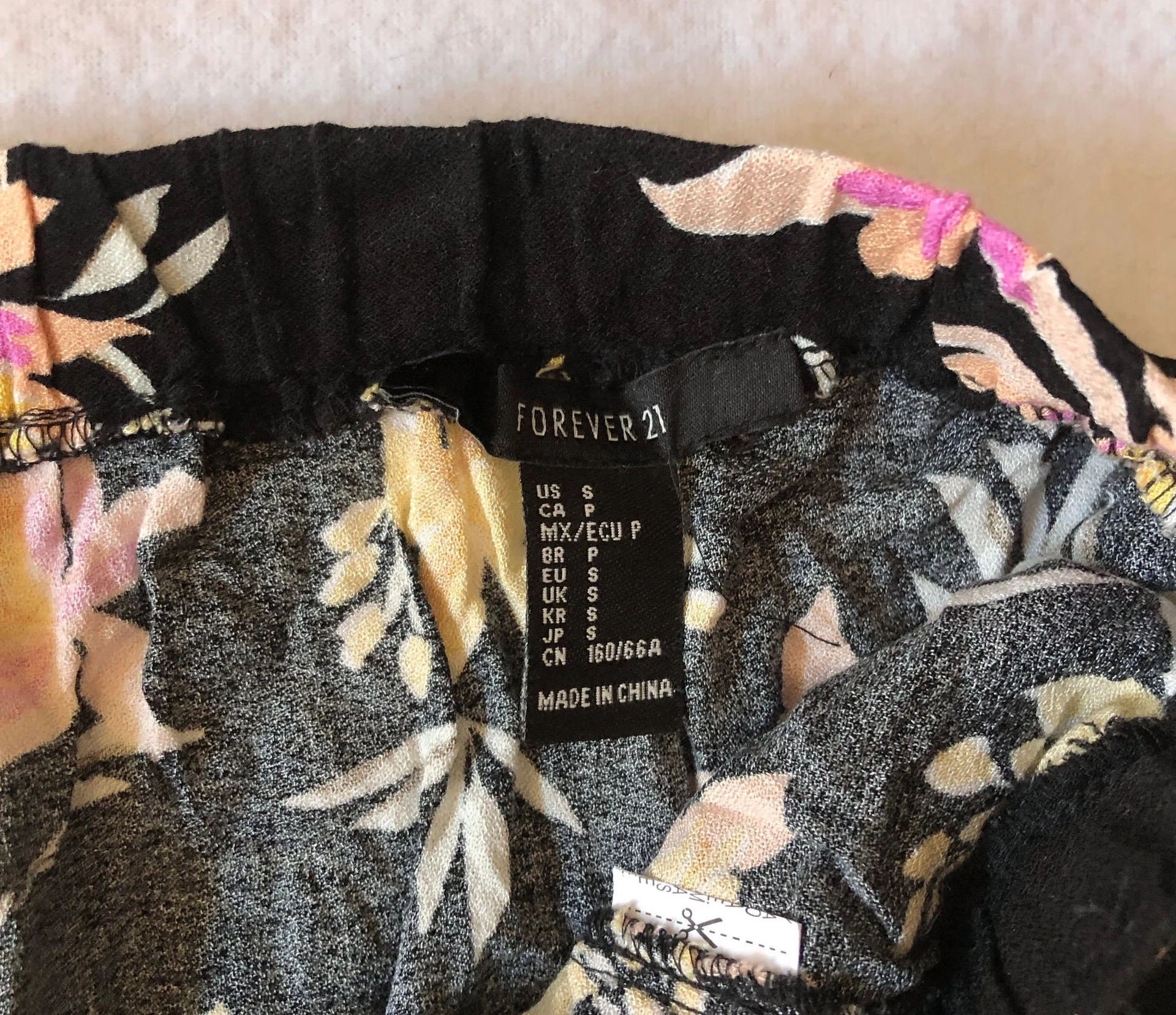 NWOT Floral High Low Skirt - Image 7