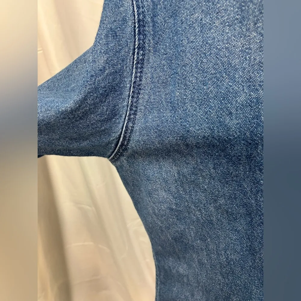 Wrangler Walt Disney‎ Parks & Resorts Embroidered Denim Button Up Shirt Womens S - Image 3