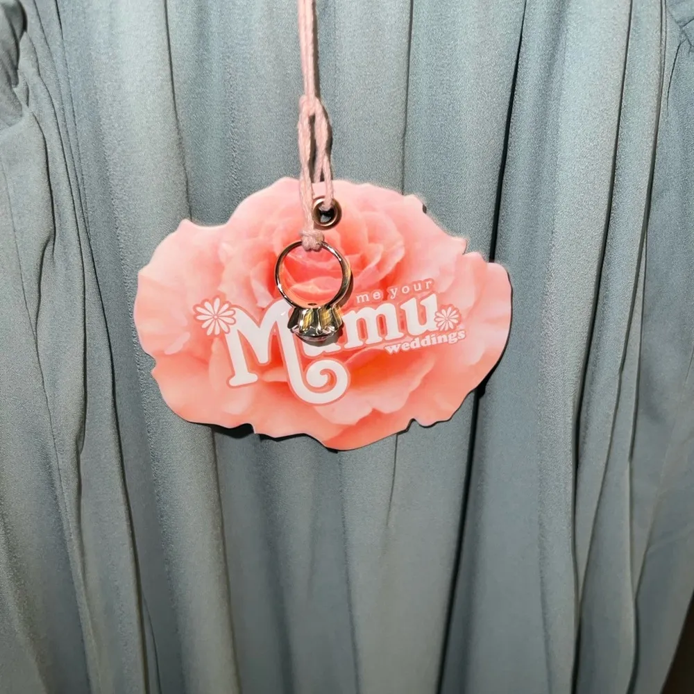 Amanda Maxi Dress NWT Size Medium in Silver Sage Crisp - Image 6