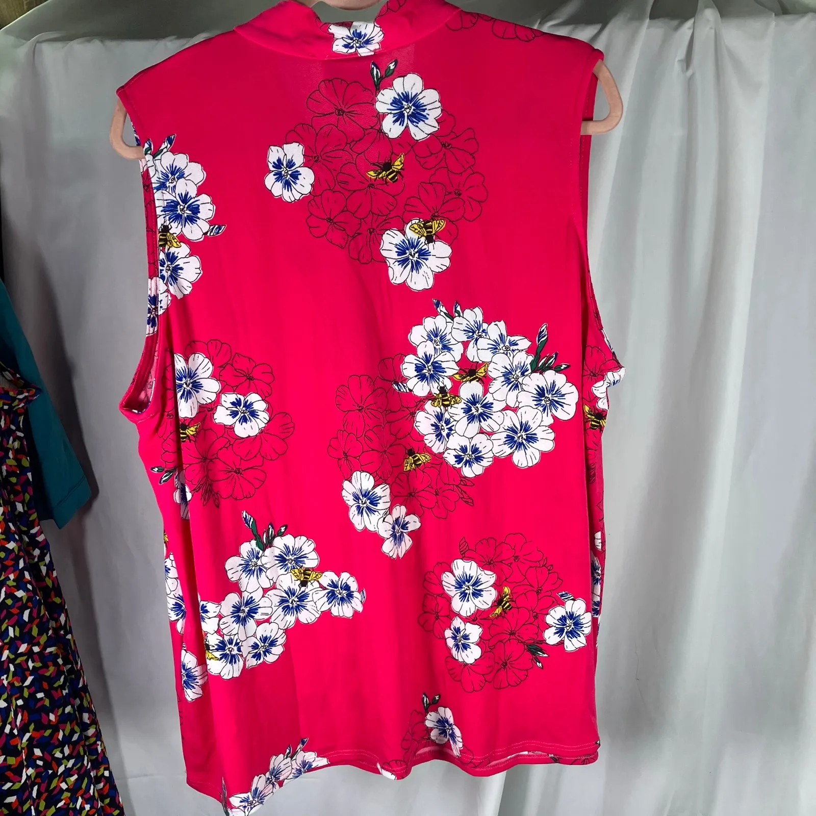 Leota Bowtie Blouse 2L‎ Hydrangea Bloom Pink Floral Sleeveless Top Made in USA - Image 6