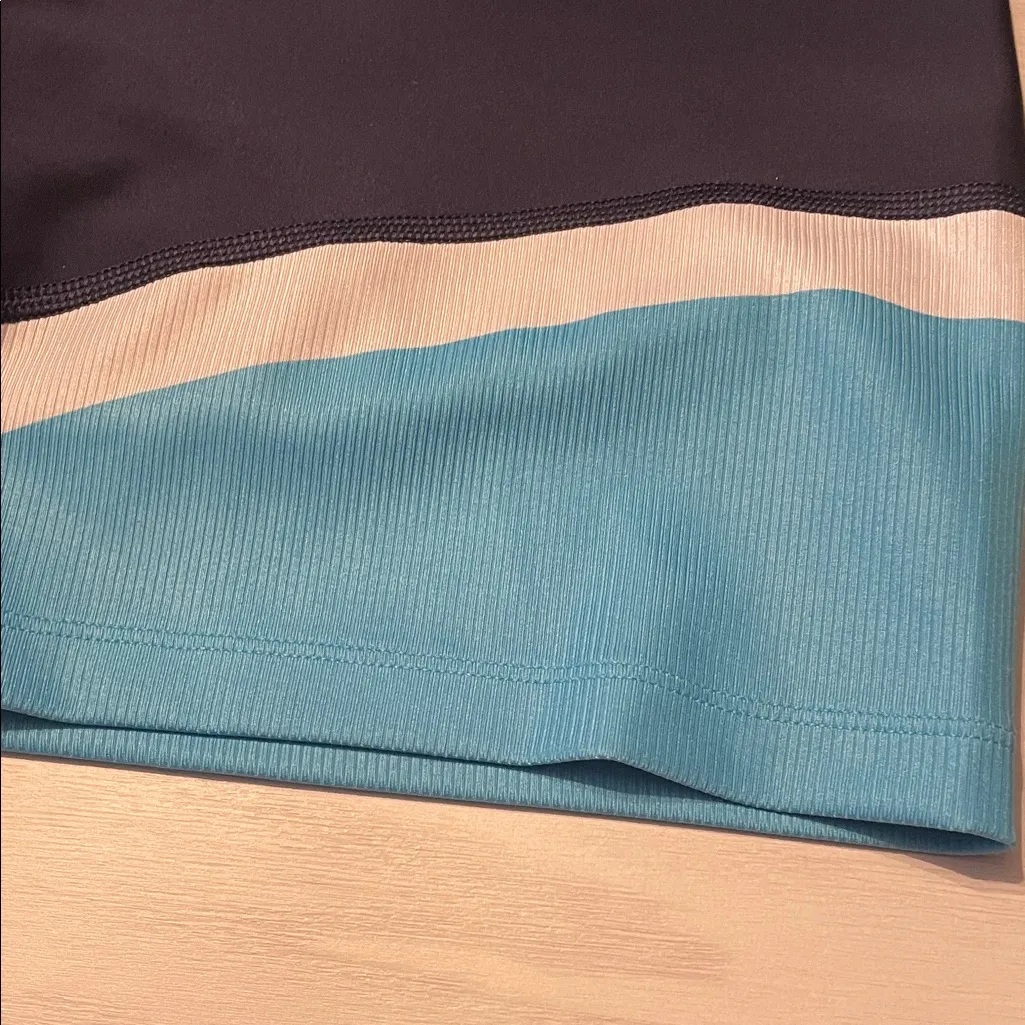 Peloton Navy and Teal Cycling Shorts - Image 6