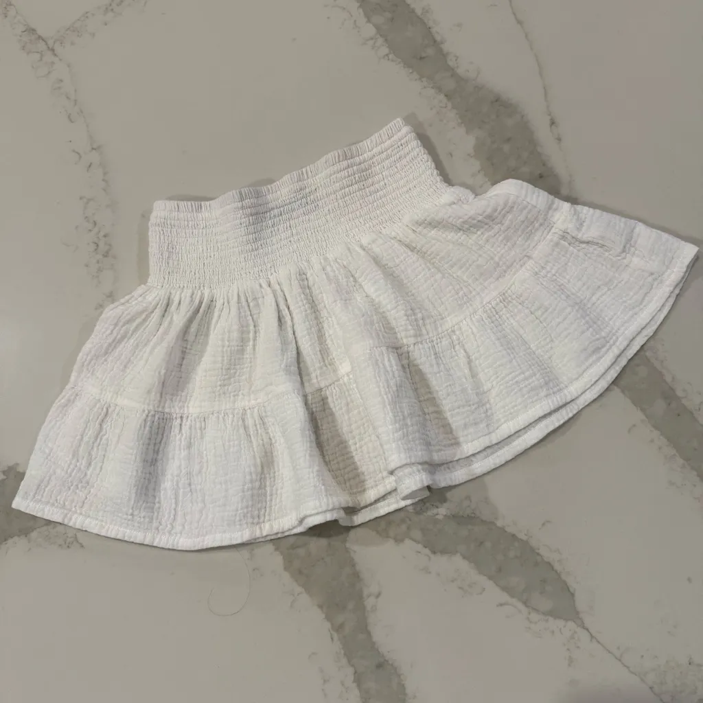 White Fox Smocked Flowy Mini Skirt Women’s Small White Gauze Lightweight Summer - Image 2