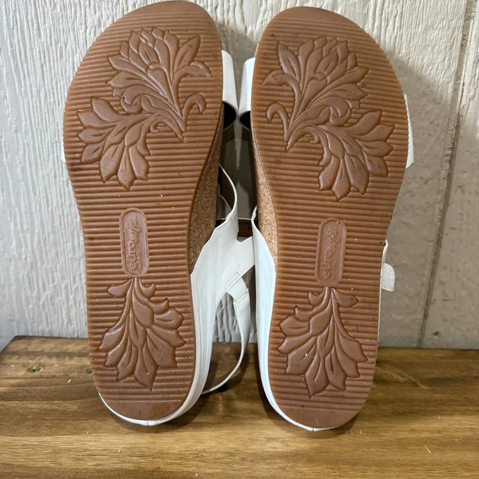 EuroSoft Gianetta White Faux Leather Toe Post Strappy Comfort Sandal‎ Size 11 - Image 5