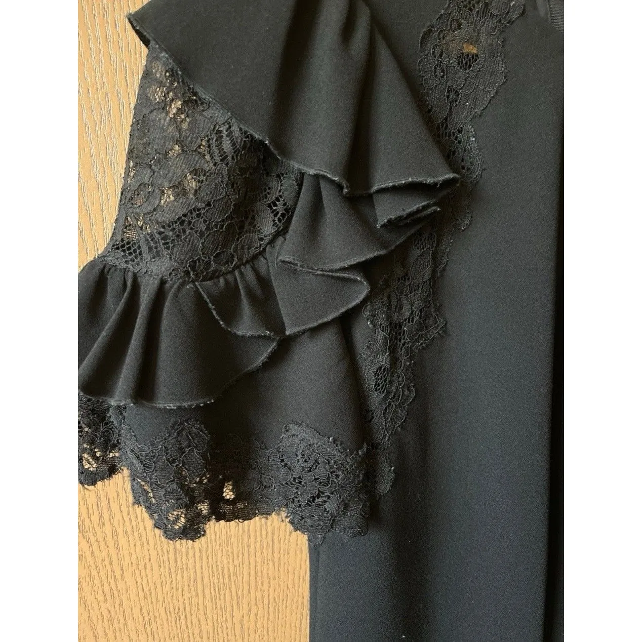 REBECCA TAYLOR Black V-Neck Short Lace Sleeve Fitted Top Blouse 6 - Fits Small - Image 4