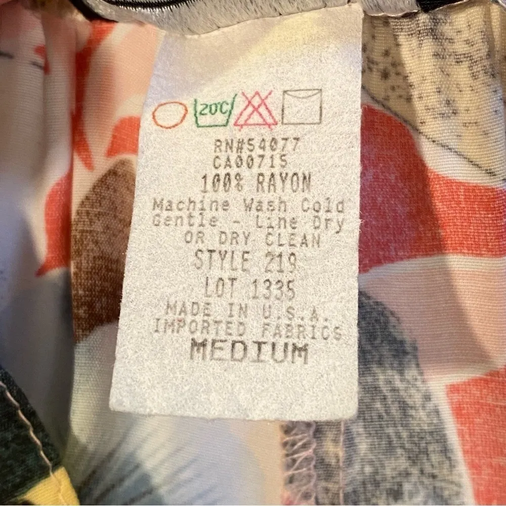 Vintage Y2K 90s Tropical Pin - Image 12