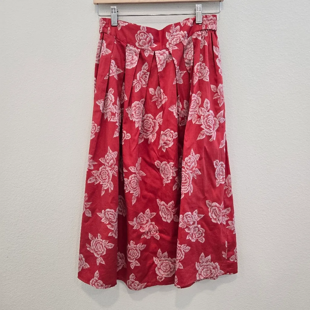 Modcloth Red Floral A Line Retro Skirt size small - Image 2