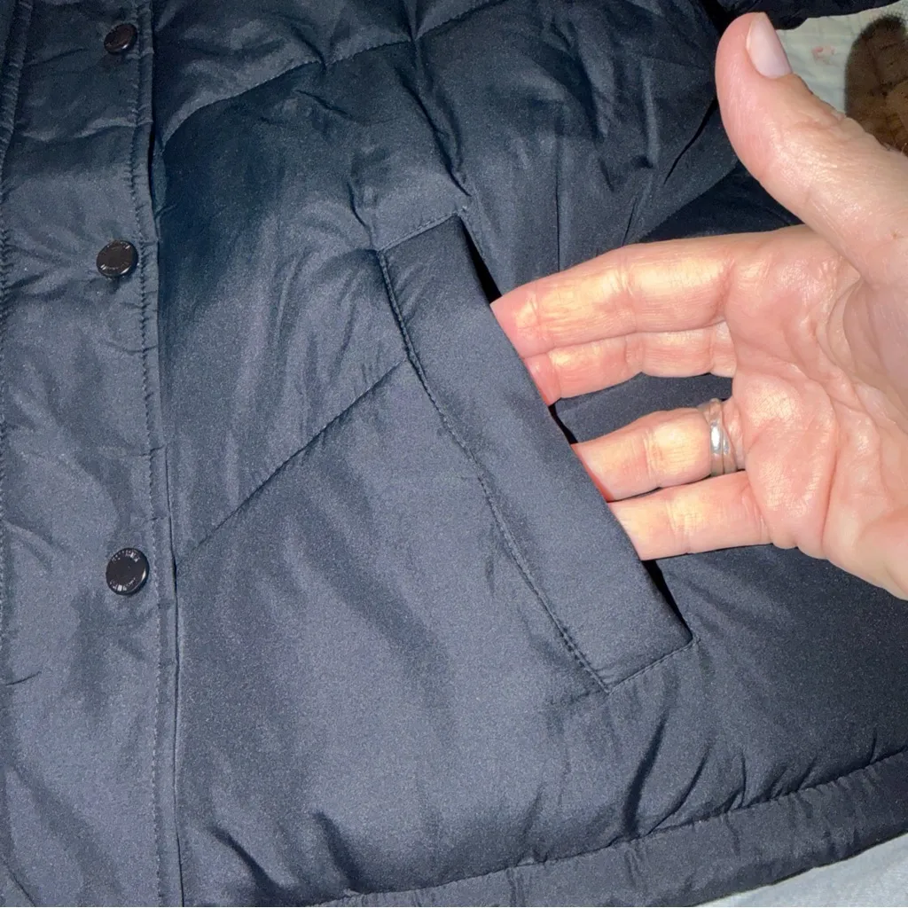 Hollister Dark Puffer Jacket - Image 6