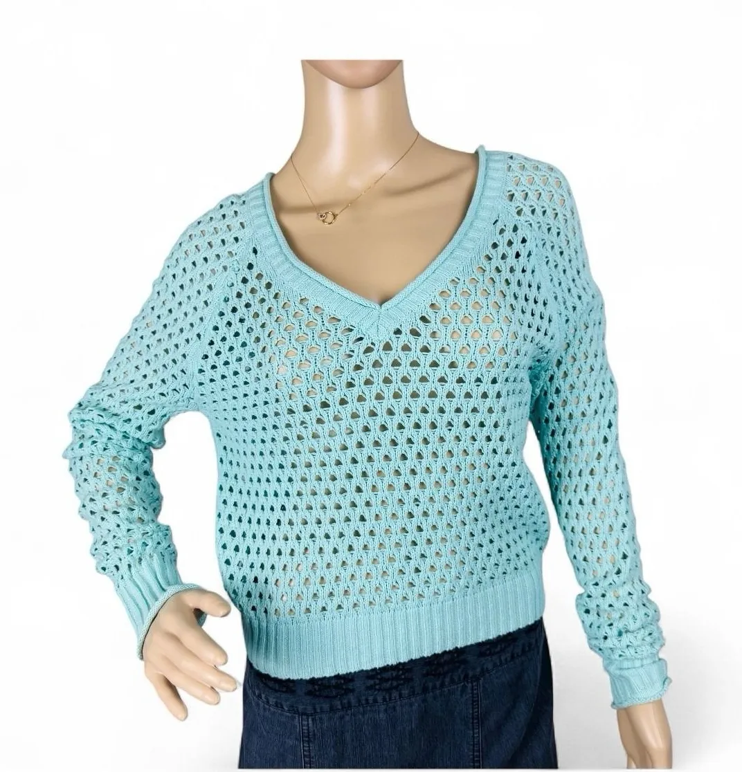 Buffalo David Bitton Women's Sz M Turquoise Cropped Knit Sweater Cutout Back - Image 1